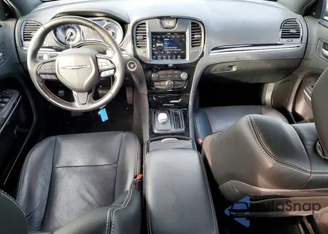 2021 Chrysler 300 S из США, поврежденный, VIN 2C3CCABG6MH660716